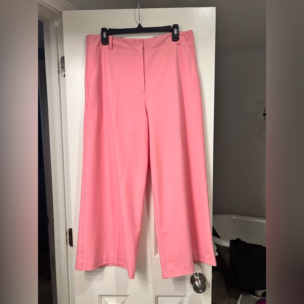 Trina Turk Vibrant Pink Cropped Wide-Leg Pants - Picture 2 of 12